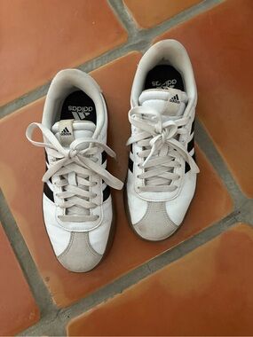 Adidas Women’s Samba White and Black Classic Court Sneakers